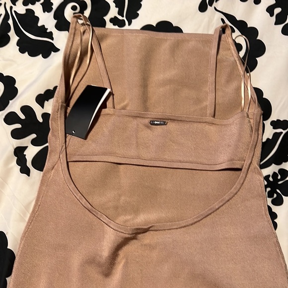 Guess new dress size S - Picture 3 of 6